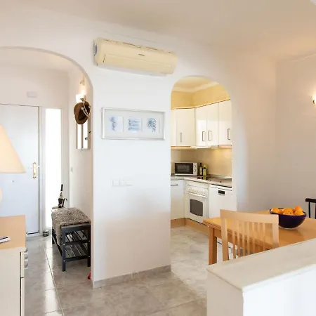 Pinsapos By Interhome شقة